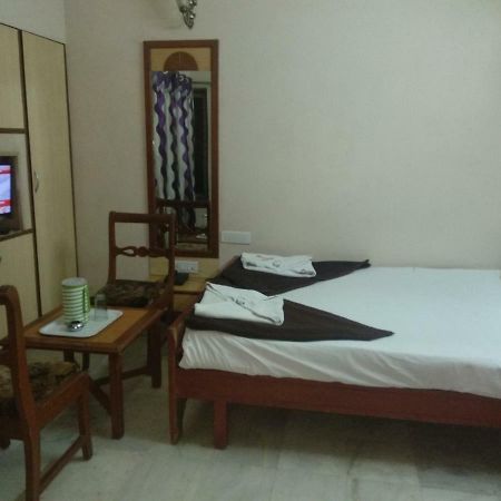 Hotel Rajwada International Белгаум Экстерьер фото
