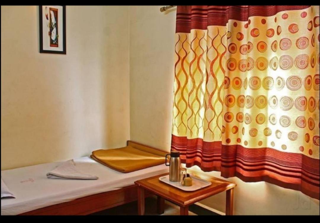 Hotel Rajwada International Белгаум Экстерьер фото
